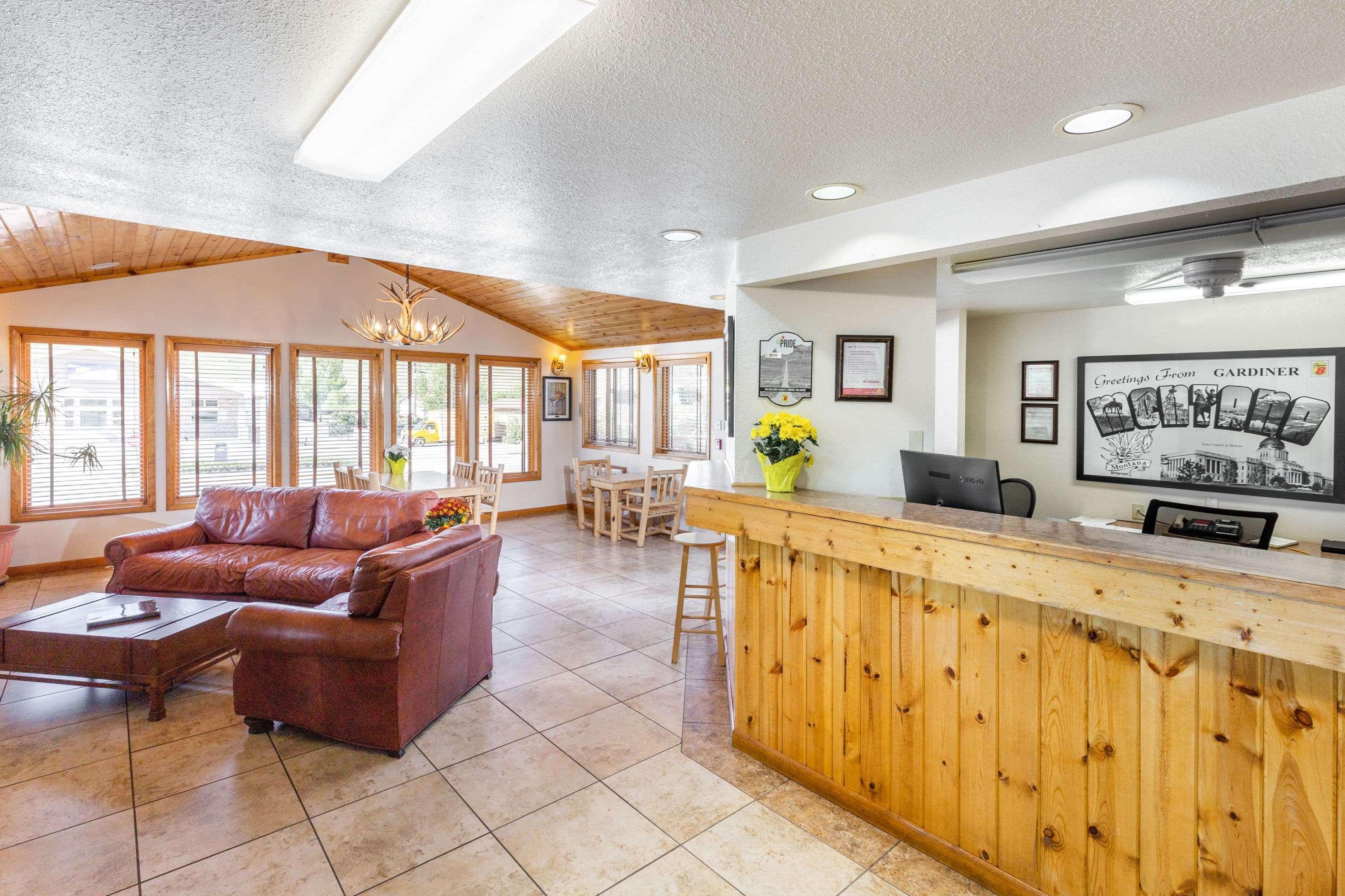 Super 8 By Wyndham Gardiner/Yellowstone Park Area מראה חיצוני תמונה