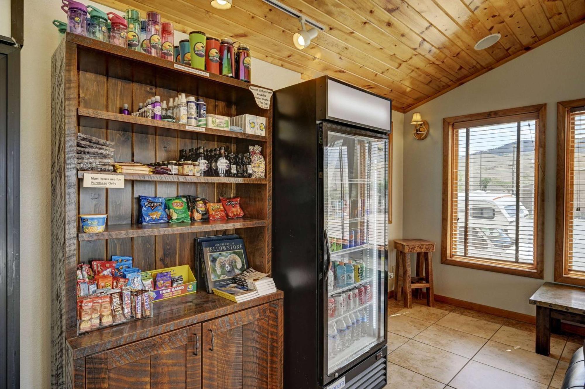 Super 8 By Wyndham Gardiner/Yellowstone Park Area מראה חיצוני תמונה