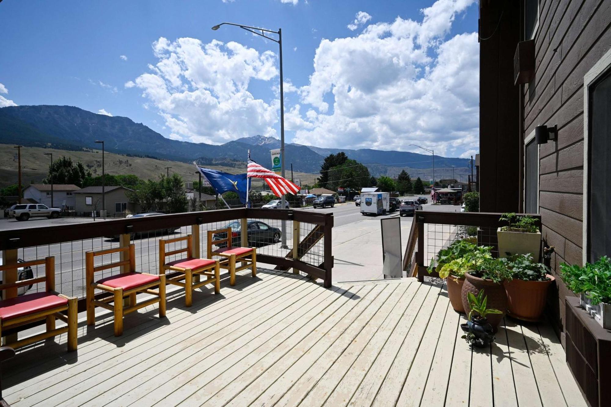 Super 8 By Wyndham Gardiner/Yellowstone Park Area מראה חיצוני תמונה
