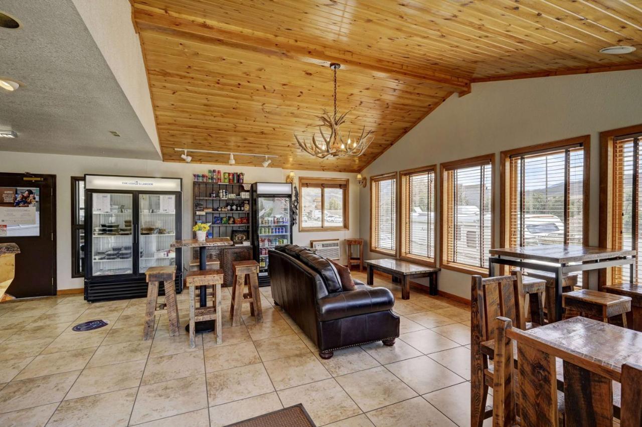 Super 8 By Wyndham Gardiner/Yellowstone Park Area מראה חיצוני תמונה