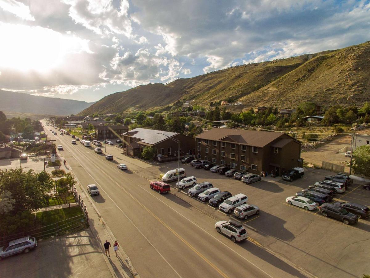 Super 8 By Wyndham Gardiner/Yellowstone Park Area מראה חיצוני תמונה